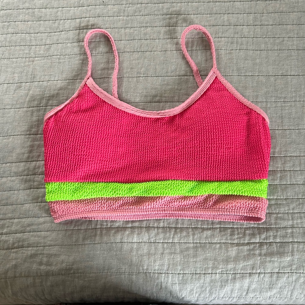 Pink Lily NWOT PINK AND GREEN COLOR BLOCK SWIM TOP - Picture 6 of 12